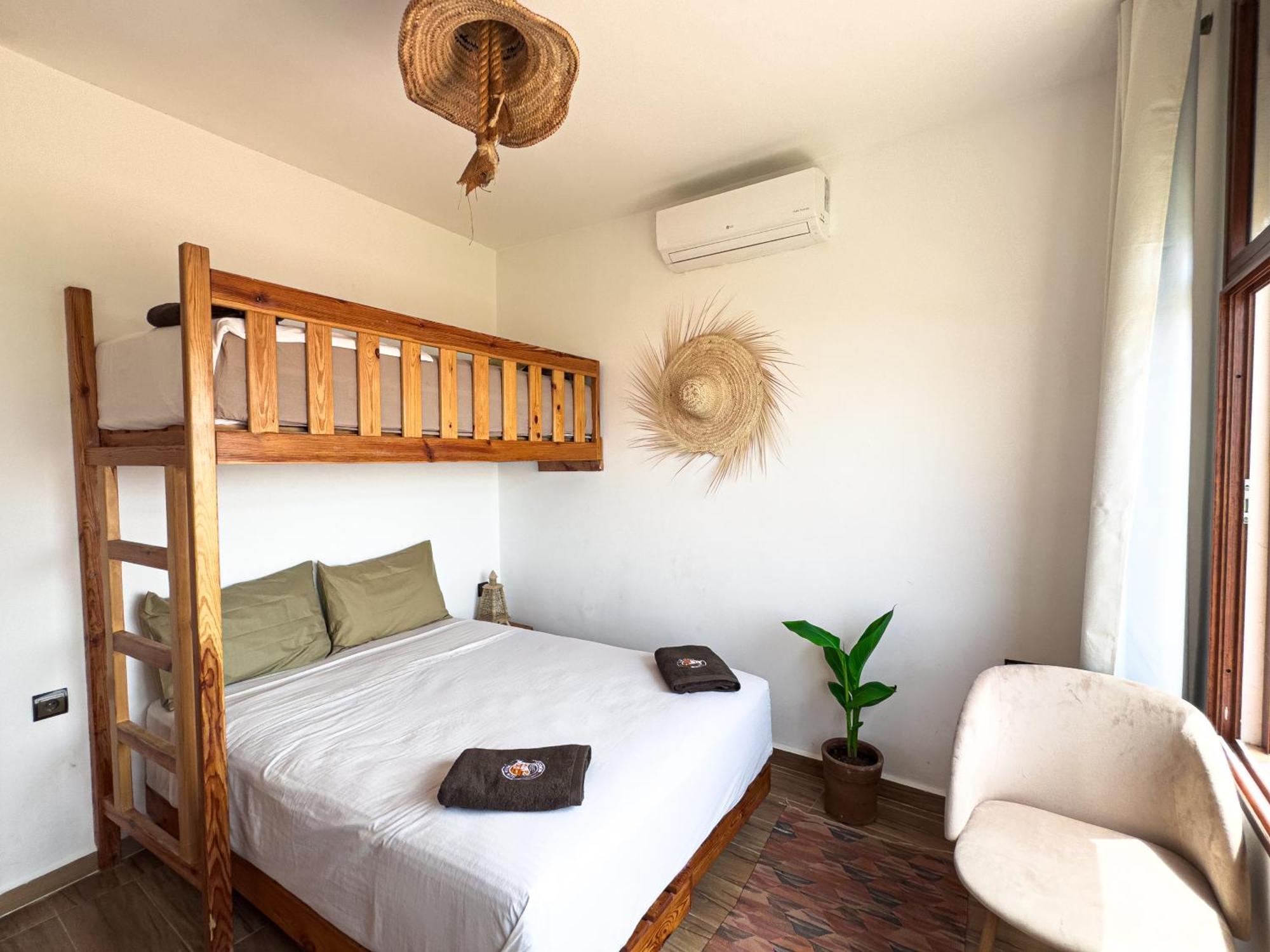 Sun House Morocco Hotell Taghazout Rum bild
