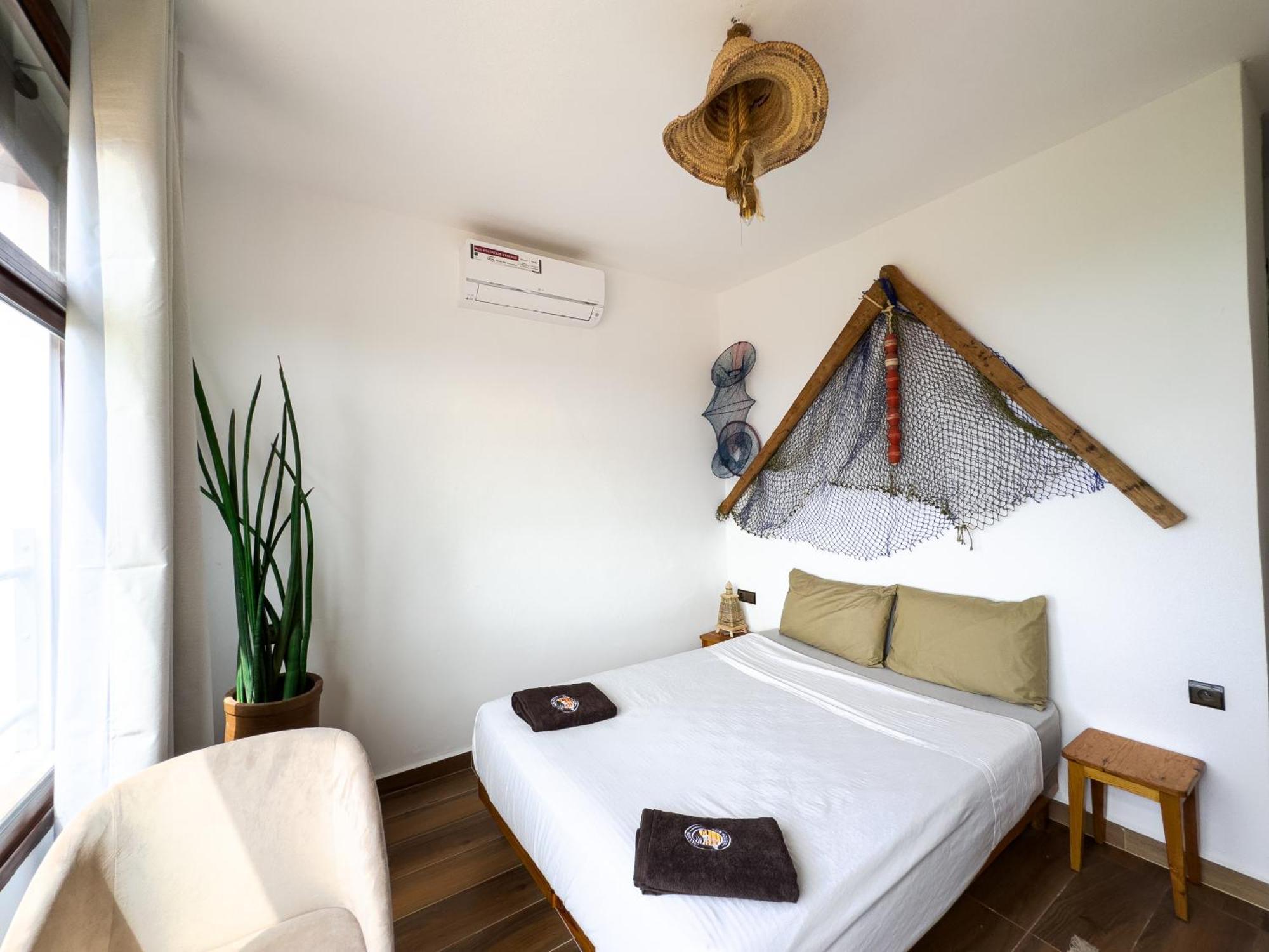Sun House Morocco Hotell Taghazout Rum bild